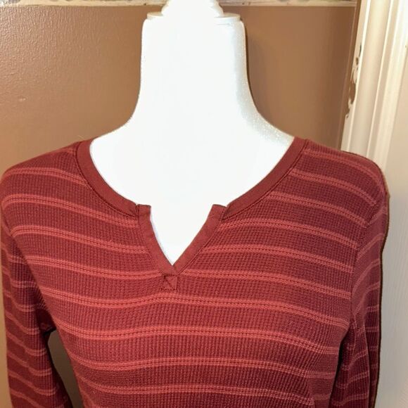 Columbia Women's Striped Long Sleeve Top - Red size medium - Picture 2 of 8